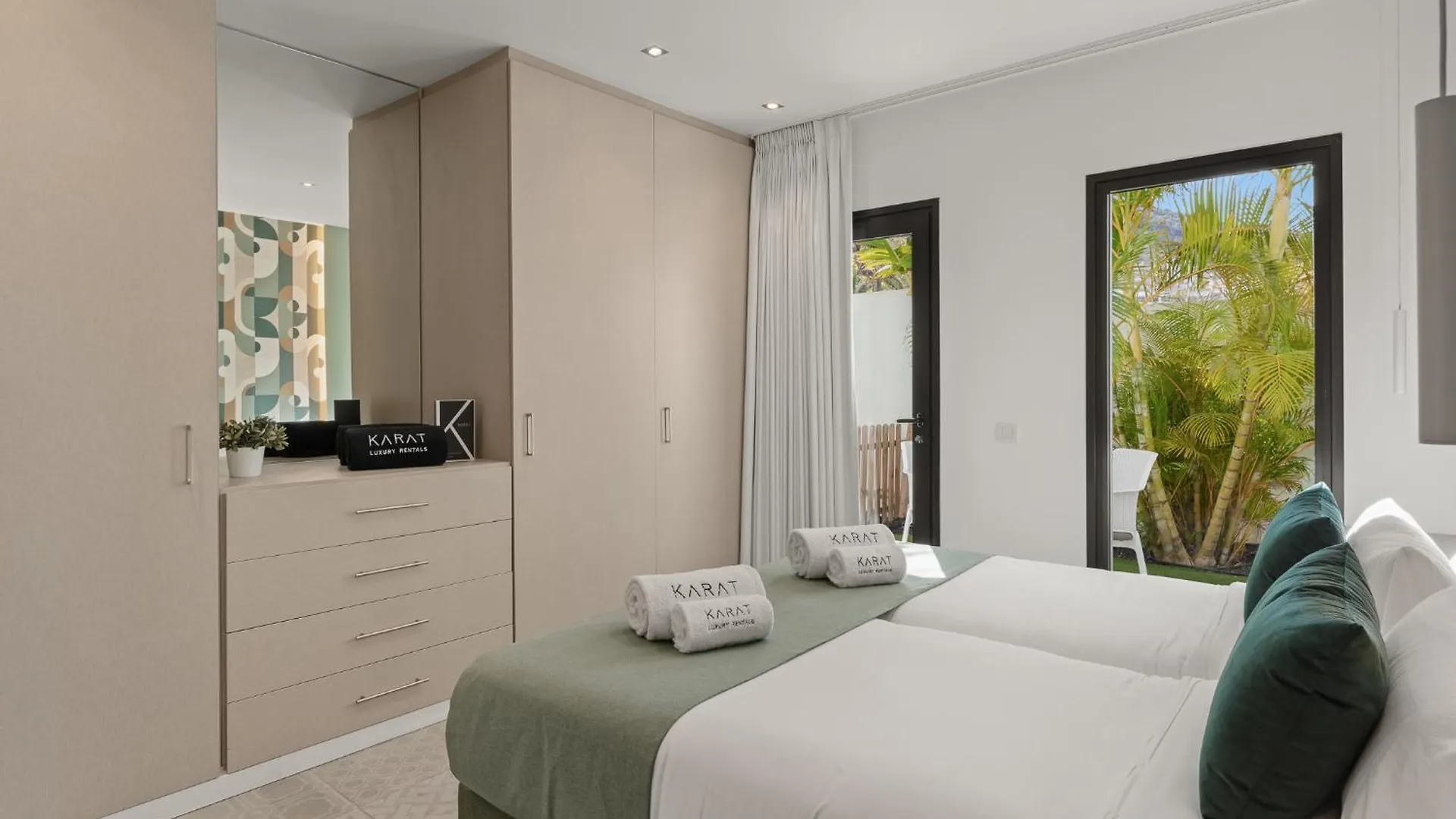 Karat Villa Esmeralda Costa Adeje   Costa Adeje (Tenerife)